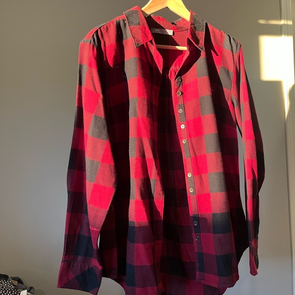 Plaid flannel - Picture 2 of 4